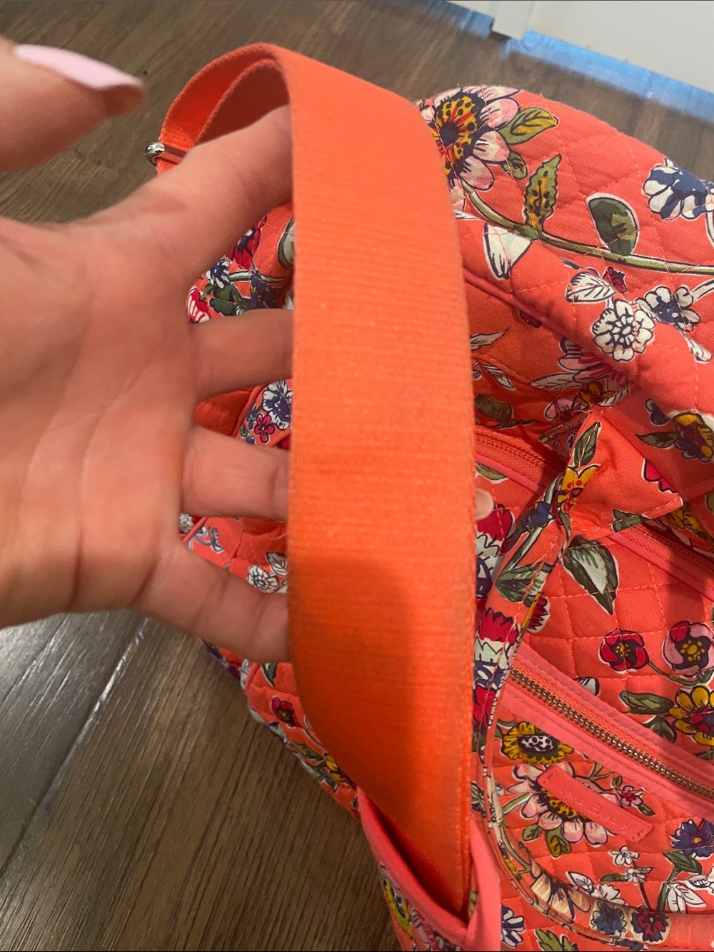 Vera Bradley Coral Floral Quilted Travel Tote w Trolley Strap - Picture 8 of 14